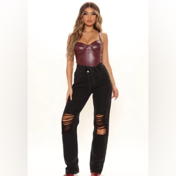 Cross Over Destroy High Rise Jeans - Picture 1 of 9